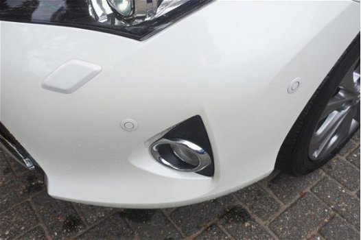 Toyota Auris Touring Sports - 1.8 HYBRID LEASE PRO panoramadak/Airco-ecc/Alu wielen/Navigatie/nw typ - 1