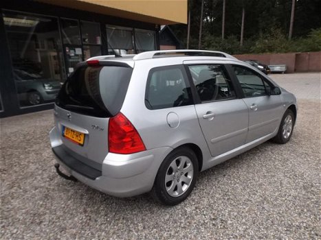 Peugeot 307 SW - 1.6-16V PREMIUM met trekhaak nieuwe apk 05-09-2020 - 1