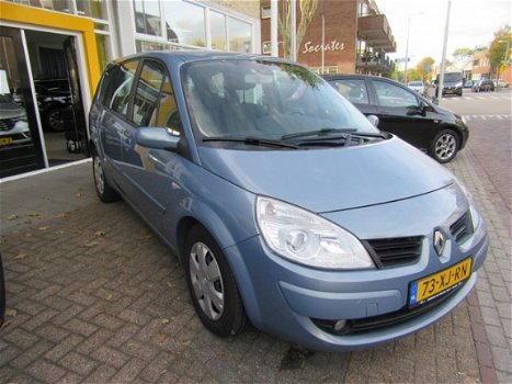 Renault Grand Scénic - 2.0-16V BUSINESS LINE Navigatie Airco Ecc Lichtm.velgen Trekhaak Qruisecontro - 1