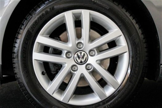 Volkswagen Golf - 1.4 TSI Style 122pk 6-bak 1e Eig|NL|Dealer|Airco|LM|Elektrische ramen|CV|Trekhaak - 1