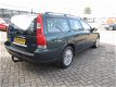 Volvo V70 - 2.4 l Young timer l Automaat l LM velgen l Trekhaak - 1 - Thumbnail