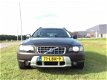 Volvo XC70 - 2.4 D5 Comfort Line TOP ONDERH XENON FRAAIE AUTOMAAT - 1 - Thumbnail