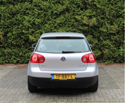 Volkswagen Golf - 1.6 FSI Trendline - 1