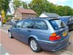 BMW 3-serie Touring - 318D EDITION Clima / Navi / Lm Velgen / Trekhaak - 1 - Thumbnail