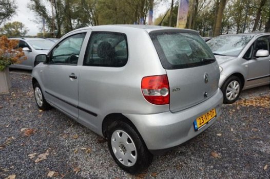 Volkswagen Fox - 1.2 trendline stuurbk 145dkm zuinig nette vw - 1