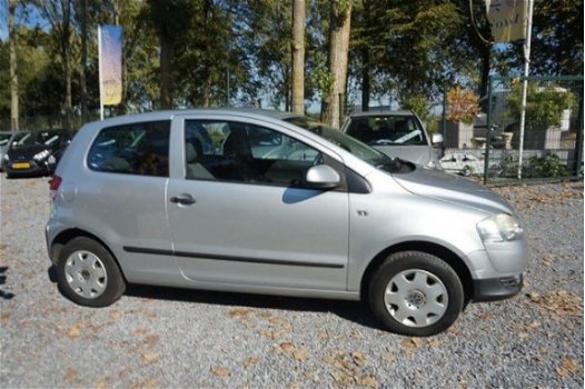 Volkswagen Fox - 1.2 trendline stuurbk 145dkm zuinig nette vw - 1