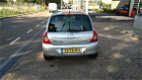 Renault Clio - 1.2 Authentique Basis - 1 - Thumbnail