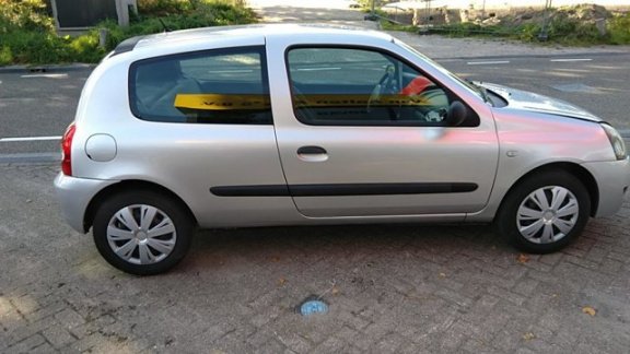 Renault Clio - 1.2 Authentique Basis - 1