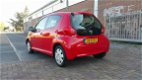 Toyota Aygo - 1.0-12V + - 5Drs elek. ramen Nieuwe APK - 1 - Thumbnail