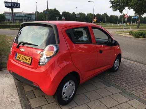 Chevrolet Spark - 1.0 16V LE - 1