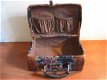 Een mooi antiek klein kinder-koffertje van leer en gobelin uit Frankrijk uit de jaren 20/30... - 2 - Thumbnail