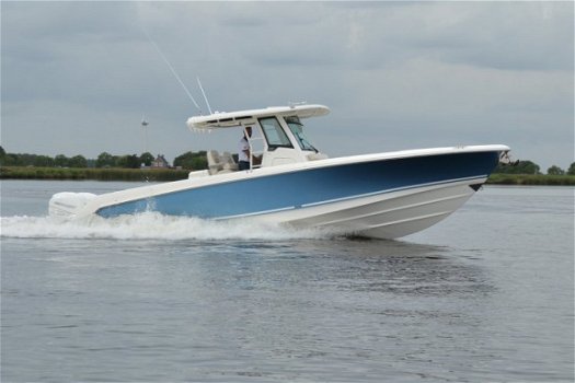 Boston Whaler 330 Outrage - 1