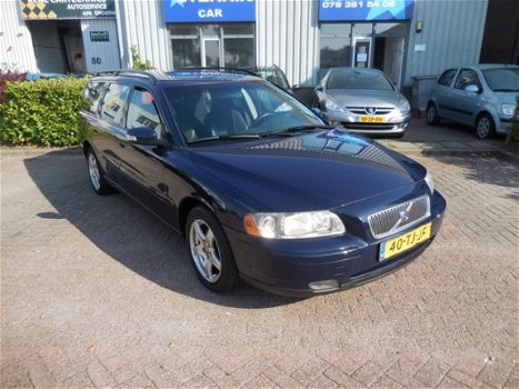 Volvo V70 - 2.4 Edition I Airco, Elektr ramen, APK - 1