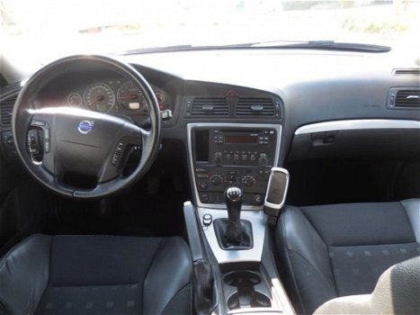 Volvo V70 - 2.4 Edition I Airco, Elektr ramen, APK - 1