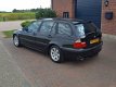 BMW 3-serie Touring - 320d Executive apk 3-5-2020 nette auto - 1 - Thumbnail