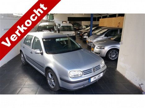 Volkswagen Golf - 1.6-16V COMFORTLINE youngtimer mooiste van Nederland - 1