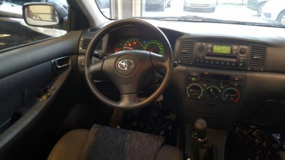 Toyota Corolla - 1.6 VVT-i Linea Terra - Airco, 5 deurs, NAP - 1