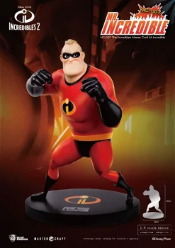 Beast Kingdom The Incredibles Disney Mr. Incredible Statue - 0