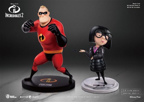 Beast Kingdom The Incredibles Disney Mr. Incredible Statue - 4