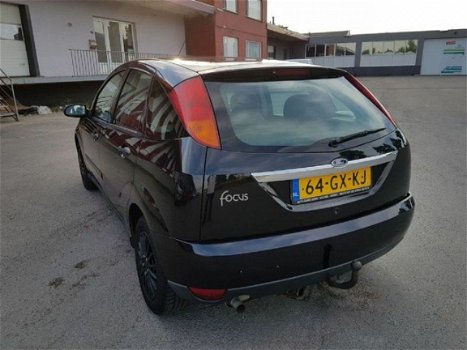 Ford Focus - 1.8-16V Collection - 1