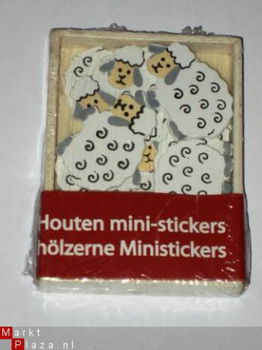 SALE! Doosje embelishments met 12 houten stickers wit schaap - 1