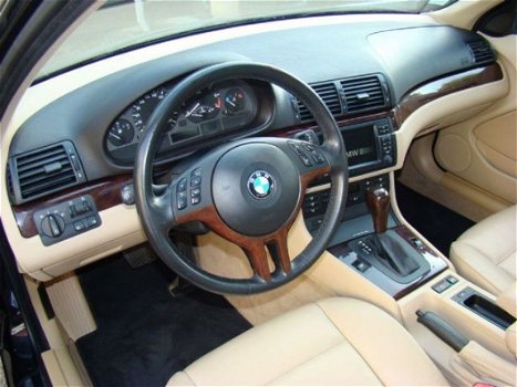 BMW 3-serie - 320i special edition aut5 - 1