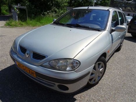 Renault Mégane Break - 1.6-16V RXE - 1