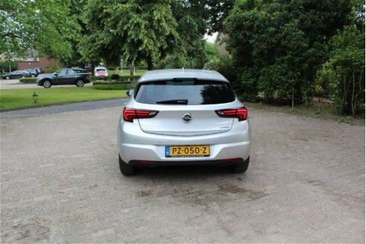 Opel Astra - 1.4 Innovation - 1