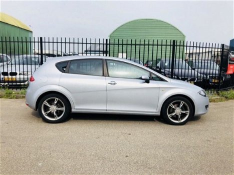 Seat Leon - 2.0 TDI Sport-up - 1