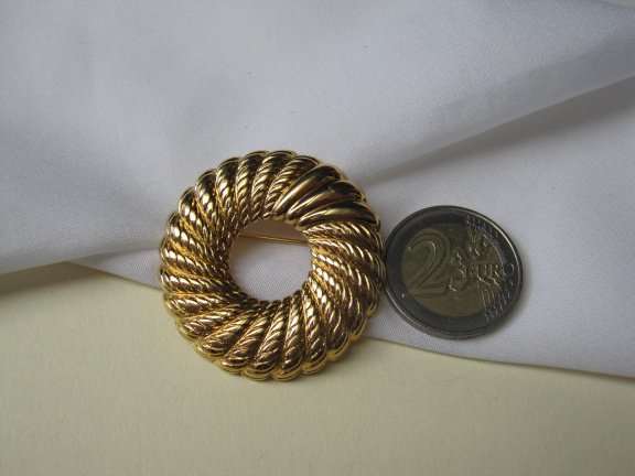 Broche Monet goudkleurig rond fantasie model 4.0 cm - Afbeelding 5