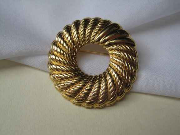 Broche Monet goudkleurig rond fantasie model 4.0 cm - Afbeelding 6