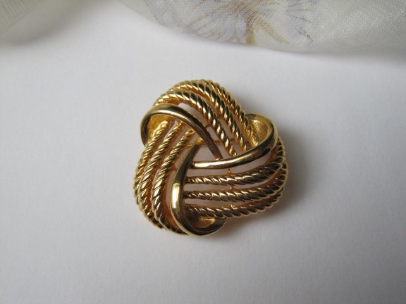 Broche Napier goudkleurig knoopmodel 3.5x3.4 cm - Afbeelding 5