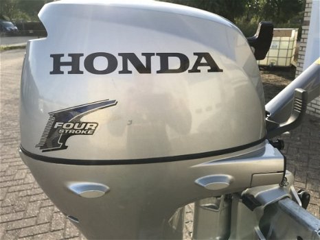 Honda 10pk 4 takt kortstaart zeer nette motor - 1