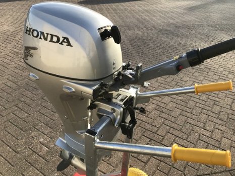 Honda 10pk 4 takt kortstaart zeer nette motor - 5