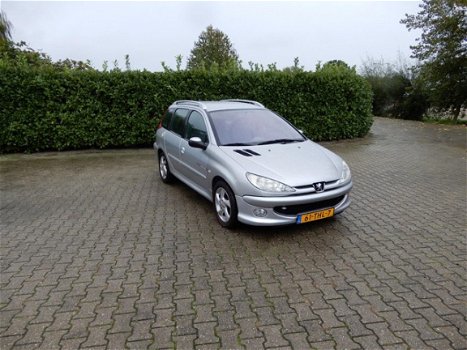 Peugeot 206 - 1.4 quiksilver - 1