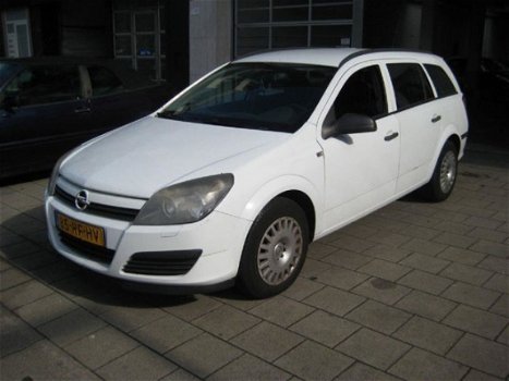 Opel Astra Wagon - 1.7 CDTi Essentia - 1