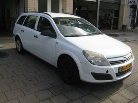 Opel Astra Wagon - 1.7 CDTi Essentia - 1