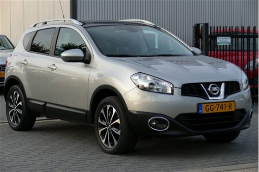 Nissan Qashqai - 1.6 CONNECT EDITION Panodak, Trekhaak, Navi, Clima, Cruise, 18