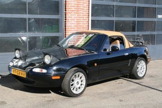 Mazda MX-5 - 1.6i-16V LIMITED EDITION U9 - 1