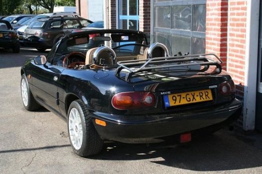 Mazda MX-5 - 1.6i-16V LIMITED EDITION U9 - 1