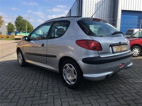 Peugeot 206 - 1.4 XT - 1