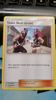 Team Skull Grunt  133/149 Sun&Moon