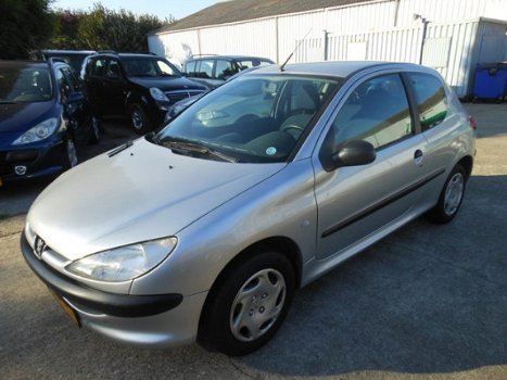 Peugeot 206 - 1.4 XR - 1