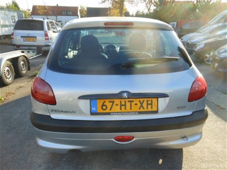 Peugeot 206 - 1.4 XR - 1