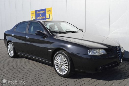 Alfa Romeo 166 - 2.4 JTD Business Edition - 1