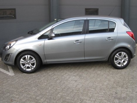 Opel Corsa - 1.4 Twinport 101 pk 5d Berlin + pakket - 1