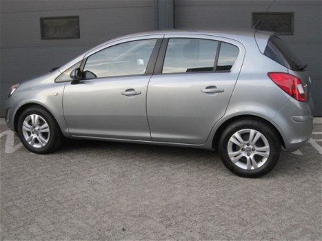 Opel Corsa - 1.4 Twinport 101 pk 5d Berlin + pakket - 1