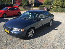 Volvo S60 - 2.4 Drivers Edition
