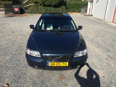 Volvo S60 - 2.4 Drivers Edition - 1