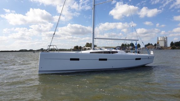 Viko Yachts S35 - 1